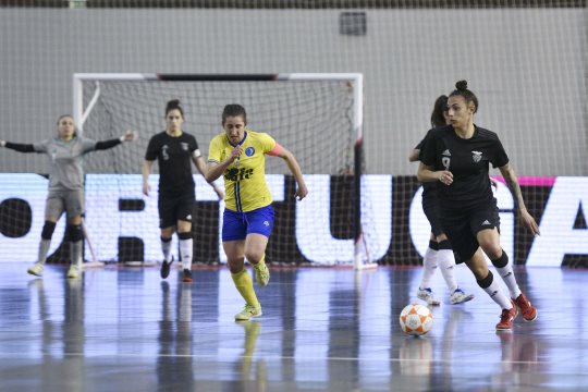Nun'Álvares derrotado pelo Benfica na final da Taça da Liga de futsal feminino