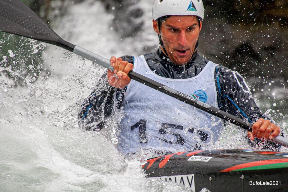 Antoine Launay  nas meias-finais de K1 slalom nos Jogos Olímpicos