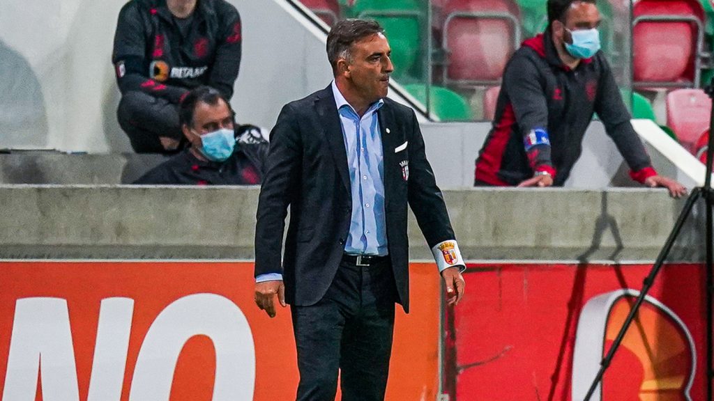 Carvalhal espera «uma reação positiva» do SC Braga frente ao Gil Vicente