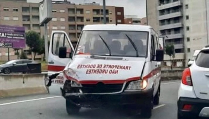 Braga: Acidente com ambulância dos Bombeiros de Vila Verde