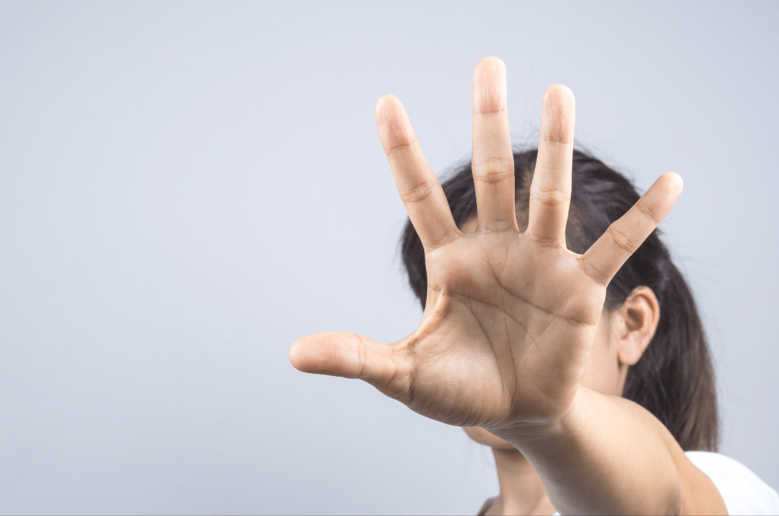 Mais de metade de inquiridos sofreu violência no namoro em contexto universitário