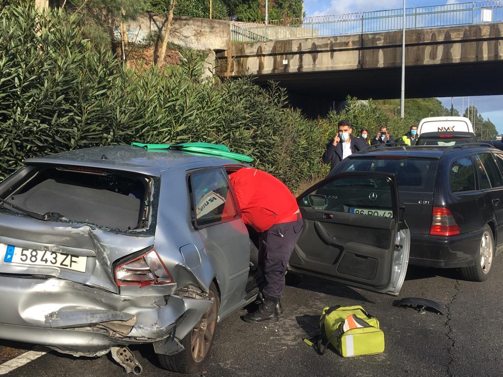 Braga: Acidente na avenida Miguel Torga faz um ferido