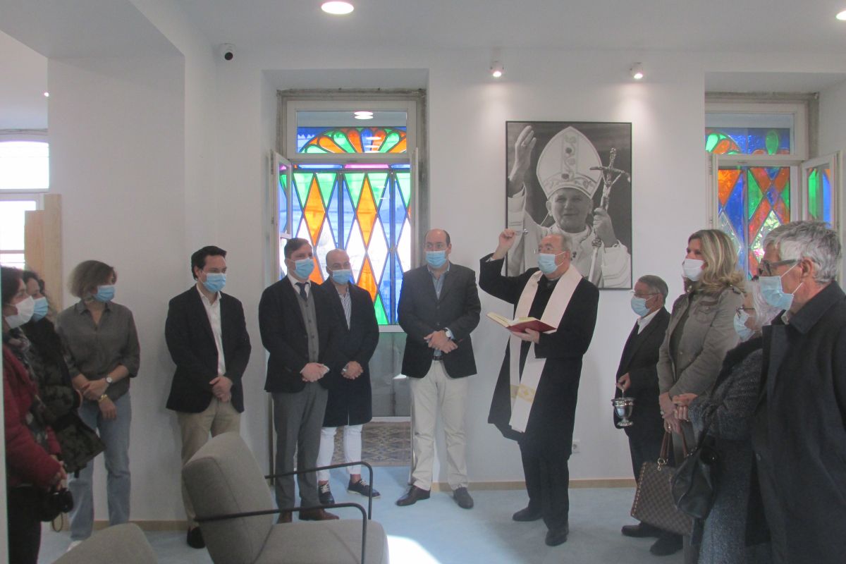 Colégio João Paulo II inaugurou a biblioteca  D. Jorge Ortiga, onde se cultiva os valores do humanismo