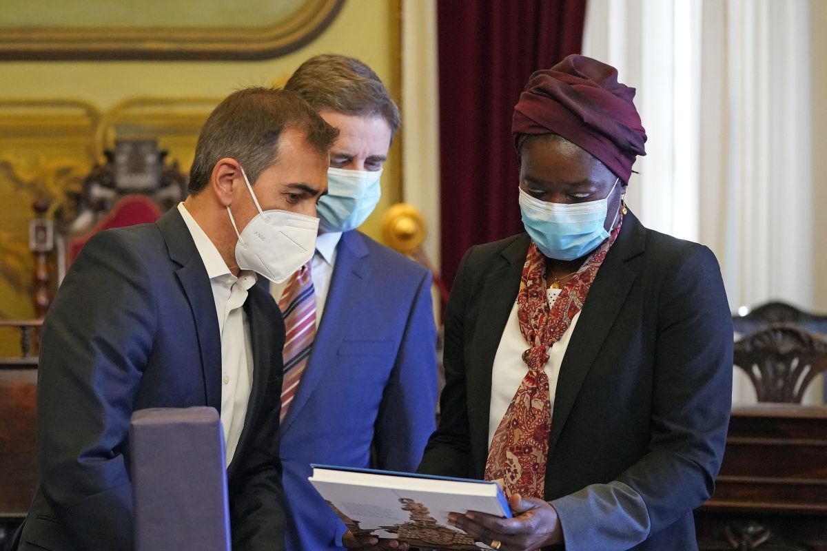 Embaixadora do Senegal procura em Braga parcerias do foro empresarial e académico