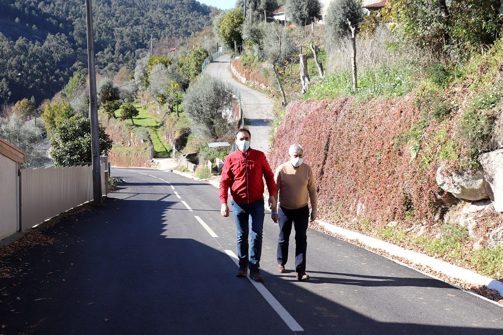 Requalificação da estrada de Vilela/Seramil traz «avanço à qualidade de vida da população e atratividade local» em Amares