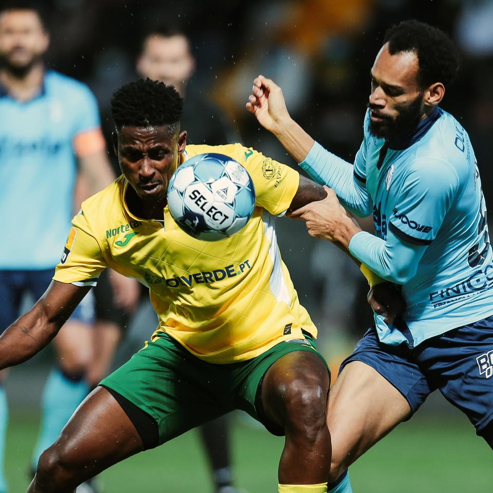 Paços de Ferreira vence Vizela e regressa aos triunfos na I Liga