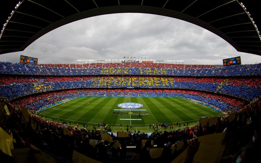 Perto de 92 mil pessoas assistiram ao jogo entre as equipas femininas do Barcelona e do Real