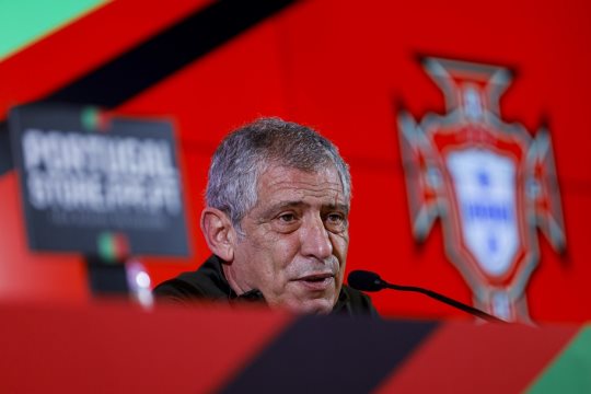 Fernando Santos divulga convocatória para fase final do Mundial do Qatar na quinta-feira