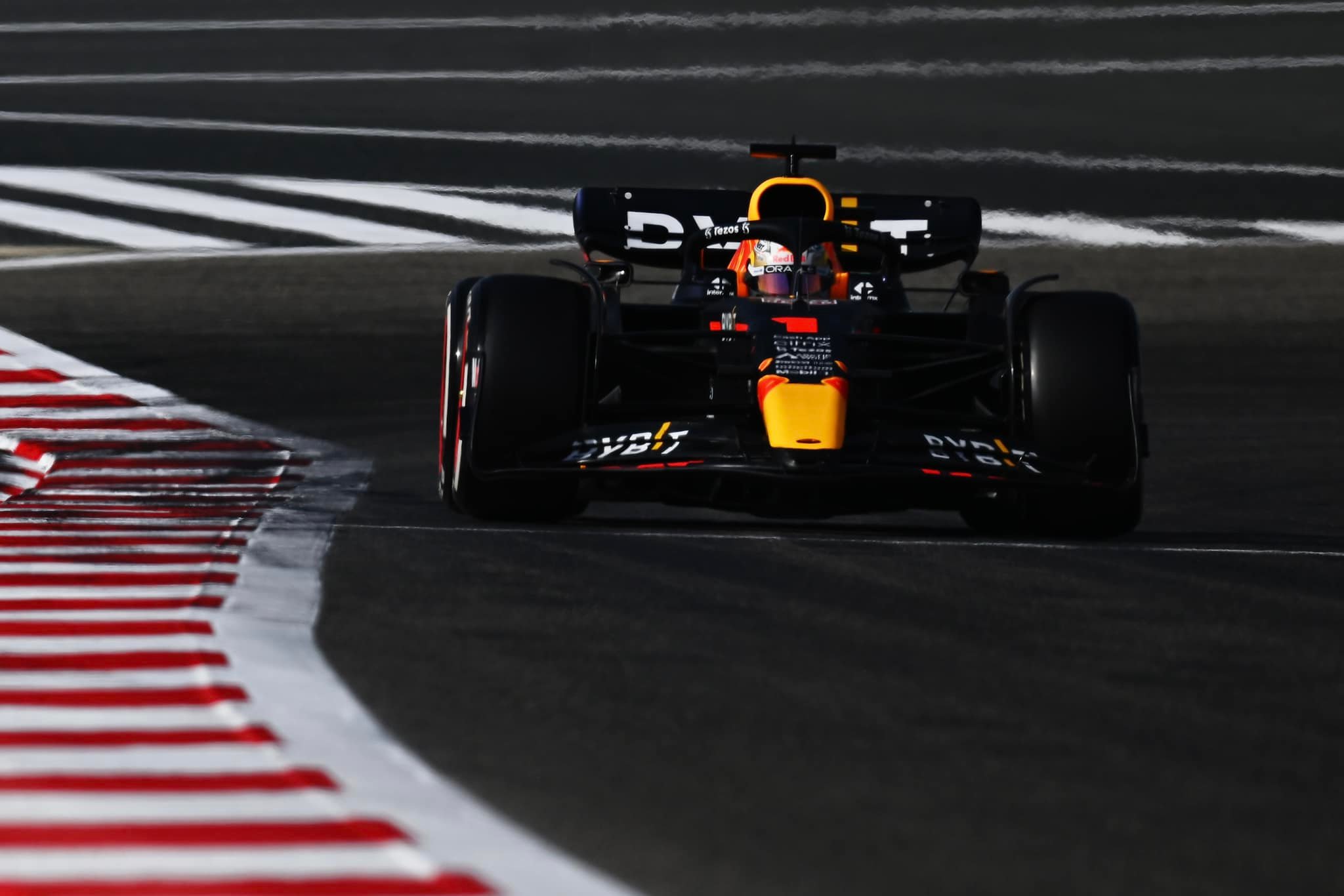 Campeão Max Verstappen vence Grande Prémio da Arábia Saudita de Fórmula 1