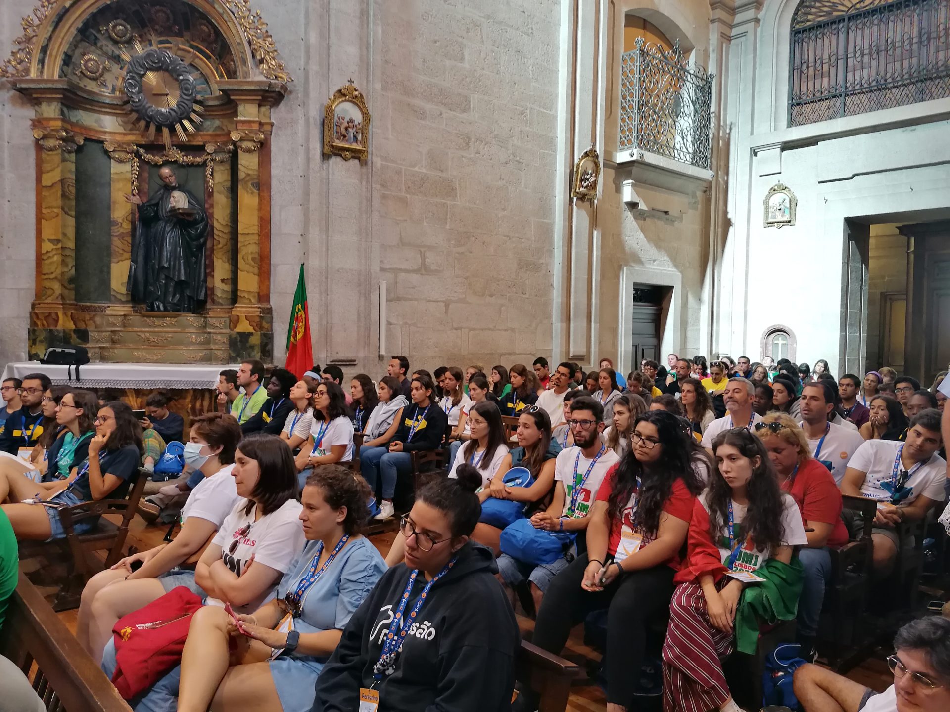 Santiago de Compostela enche-se de jovens em peregrinação de “ensaio” para a JMJ2023