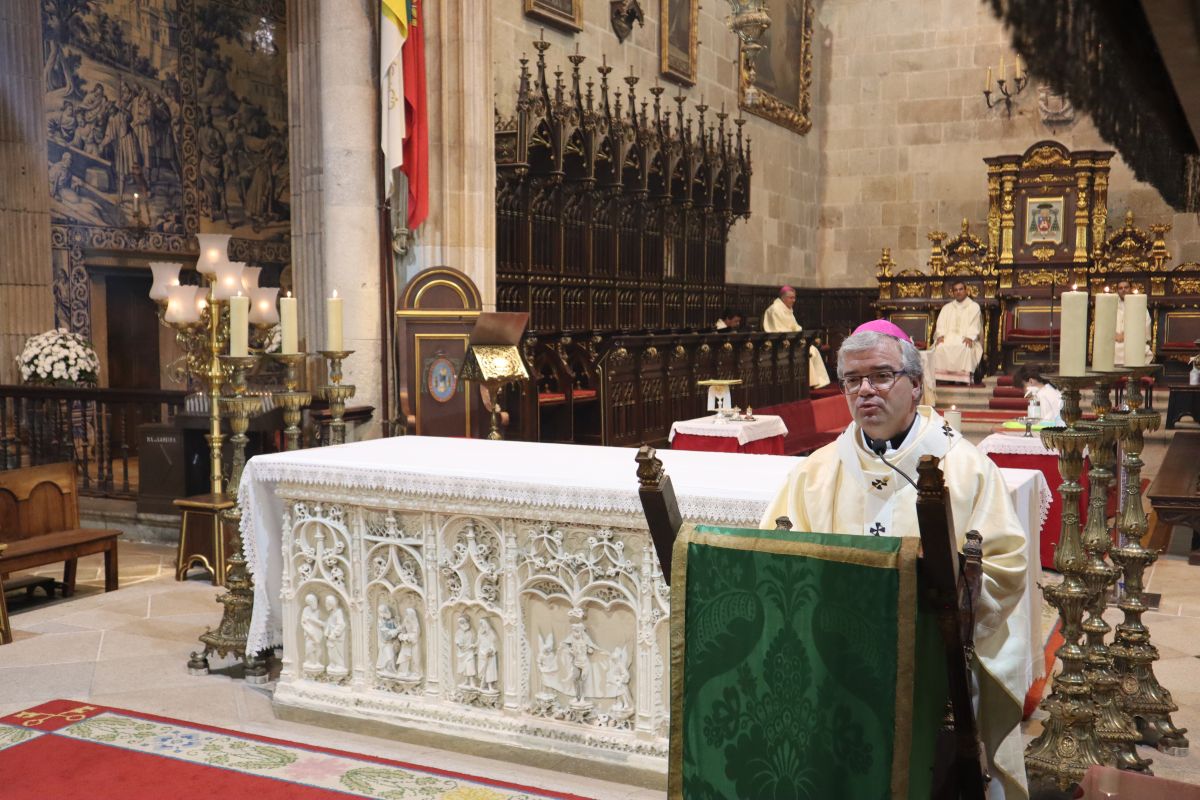 Arcebispo incentiva a fazer da catedral a «casa da grandeza da humildade»