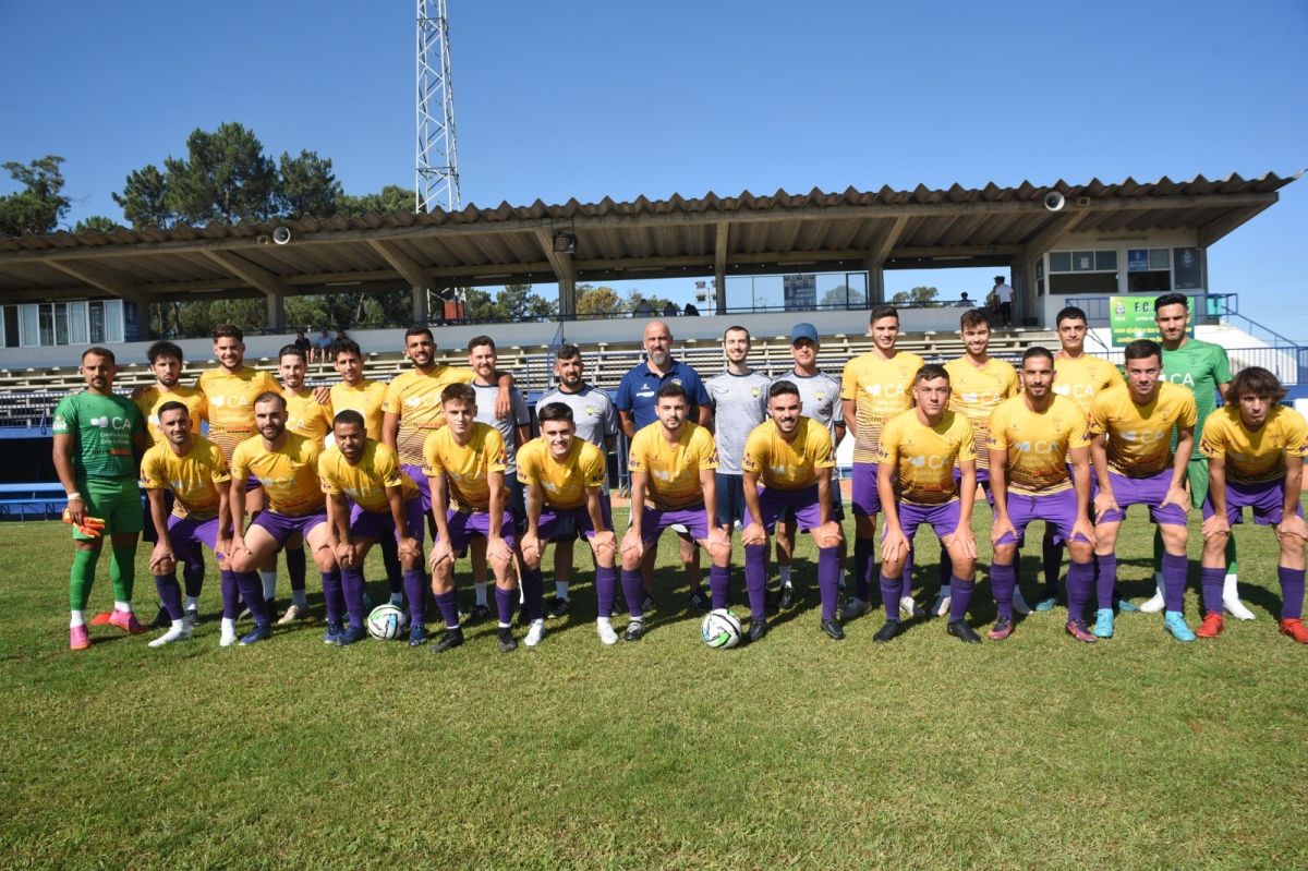 AD Limianos subiu à liderança