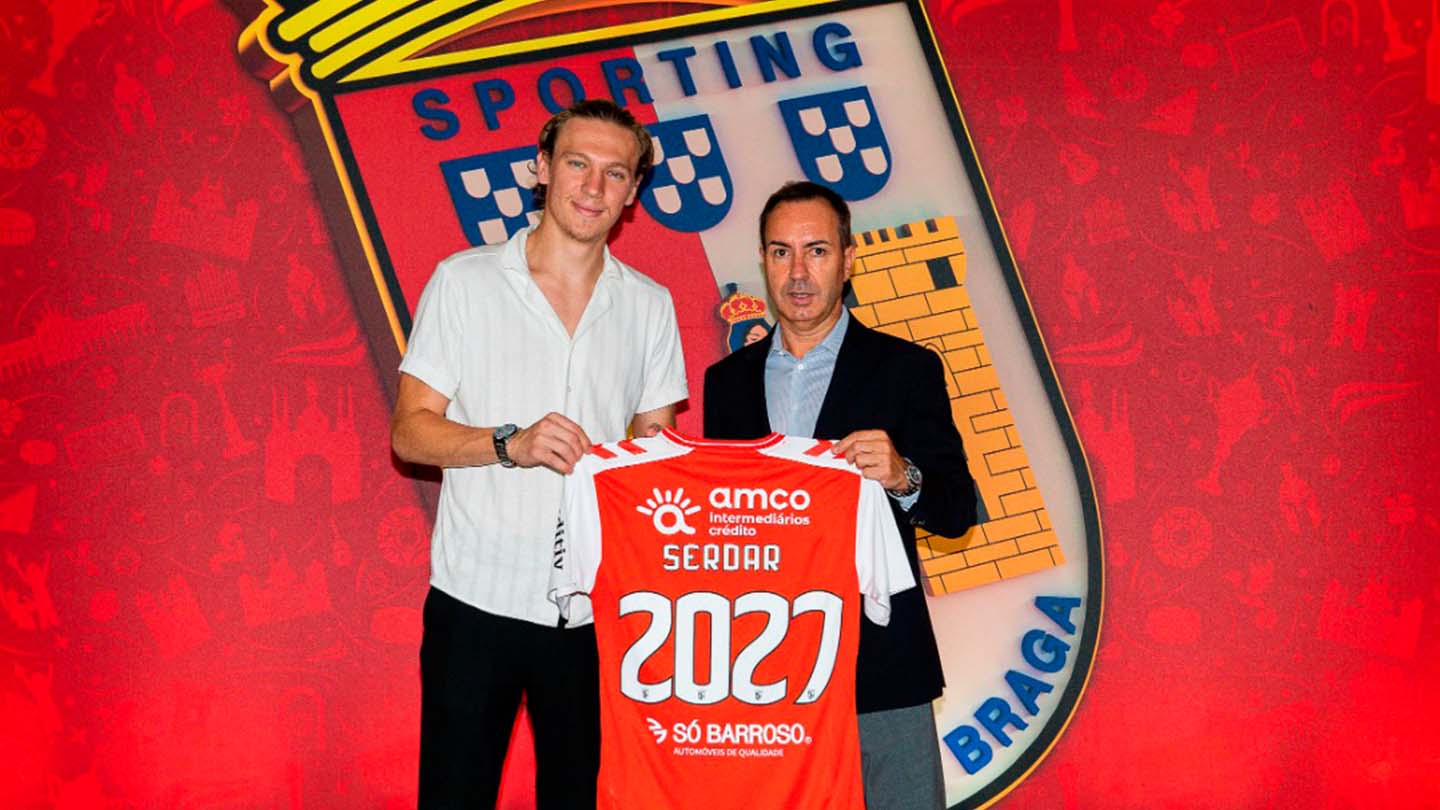 Serdar Saatçi assina por cinco épocas e fica “blindado” por cláusula de 40 ME