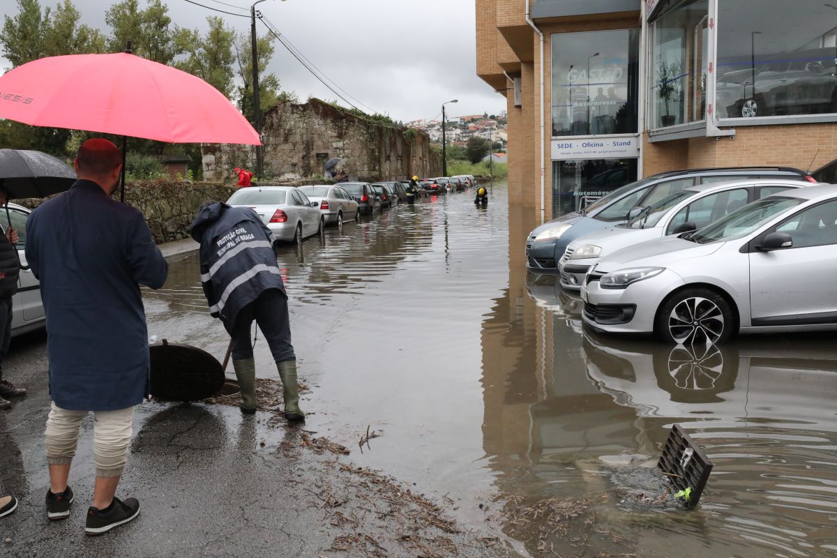 Tempo. Chuva e possibilidade de inundações marcam esta terça-feira