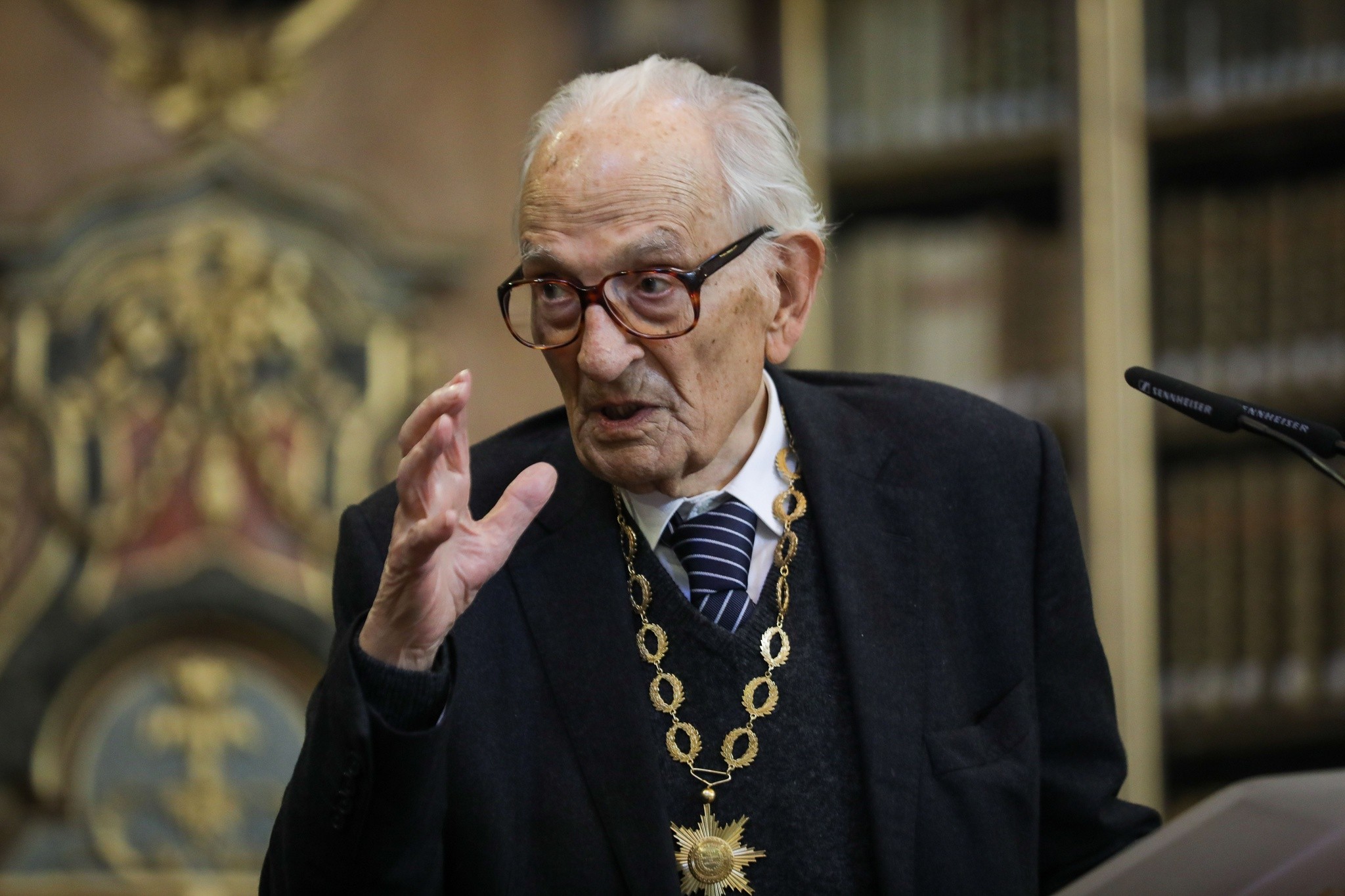 Adriano Moreira morre aos 100 anos