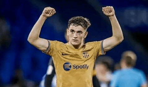 Médio do FC Barcelona Gavi conquista prémio ‘Golden Boy’