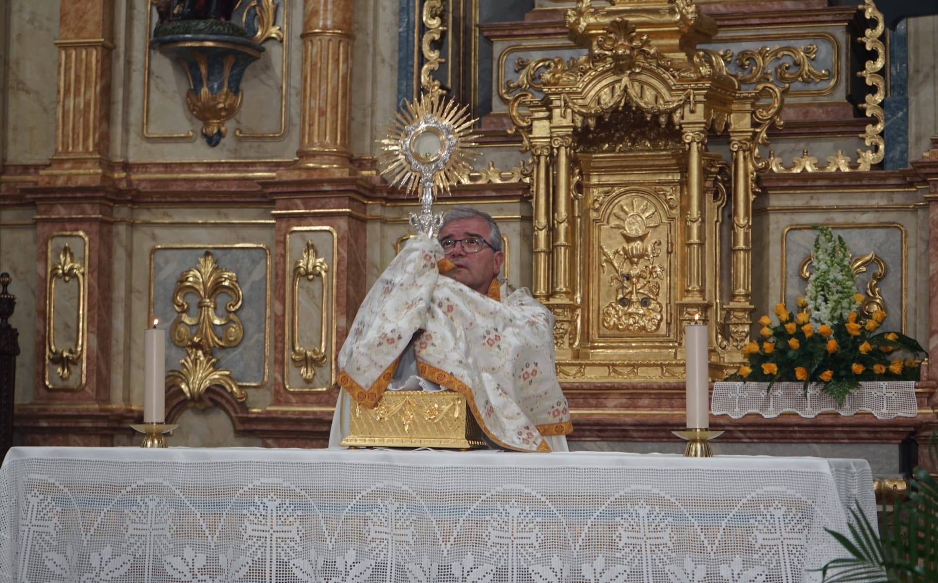 Arcebispo abre a porta a congresso eucarístico em honra do Padre Abílio