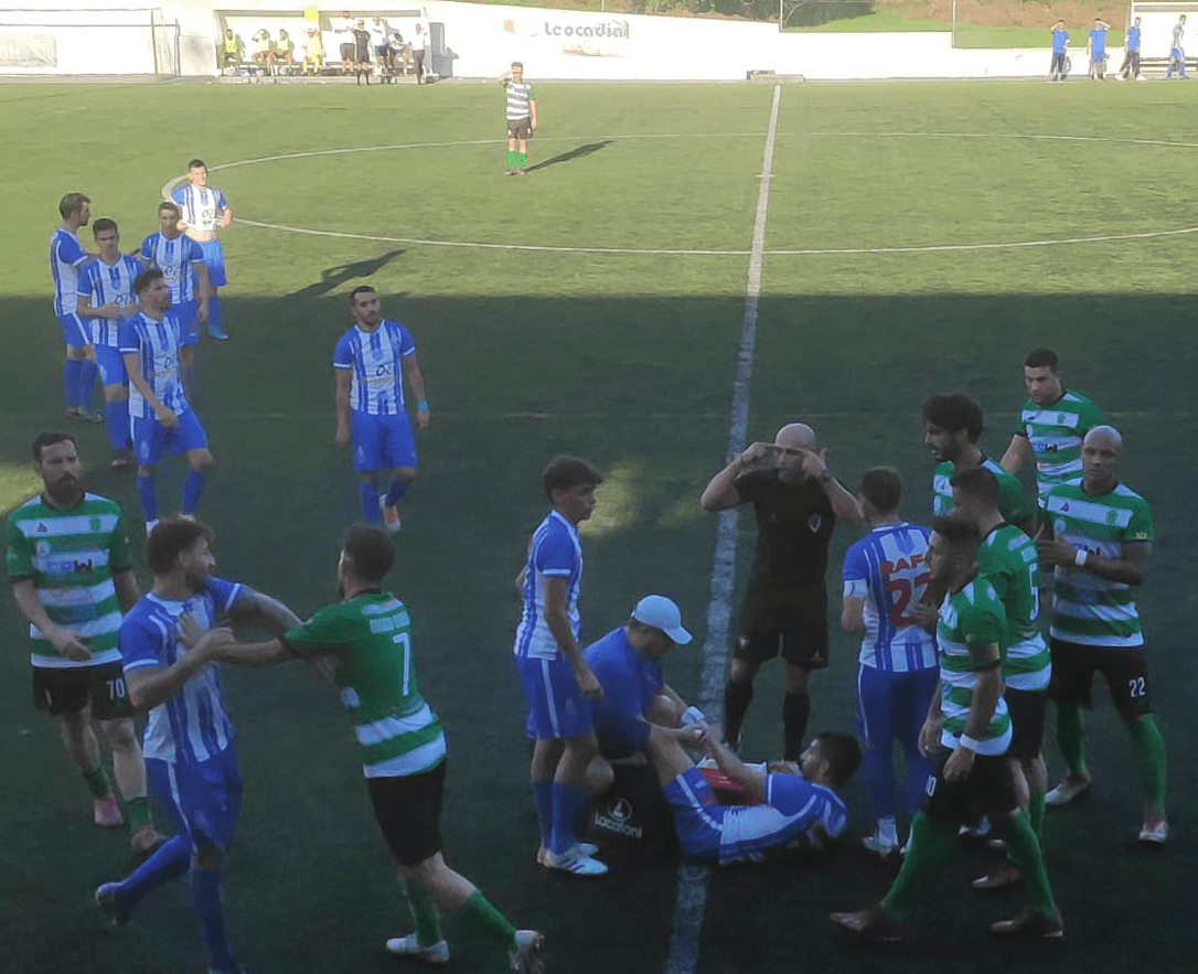 FC Amares. Jogo quente teve final... explosivo