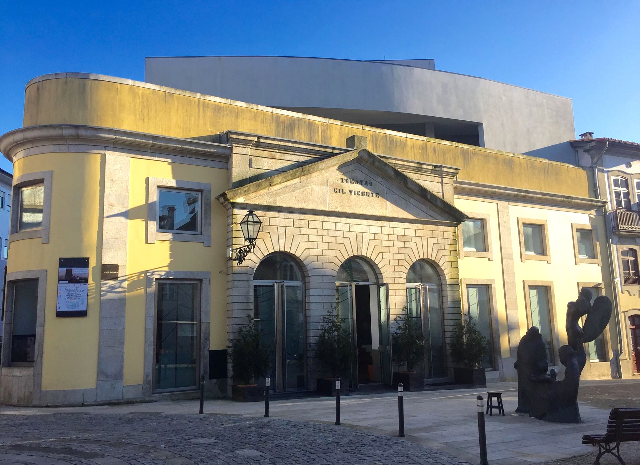 Theatro Gil Vicente apresenta “Os Monólogos da Vacina” em outubro