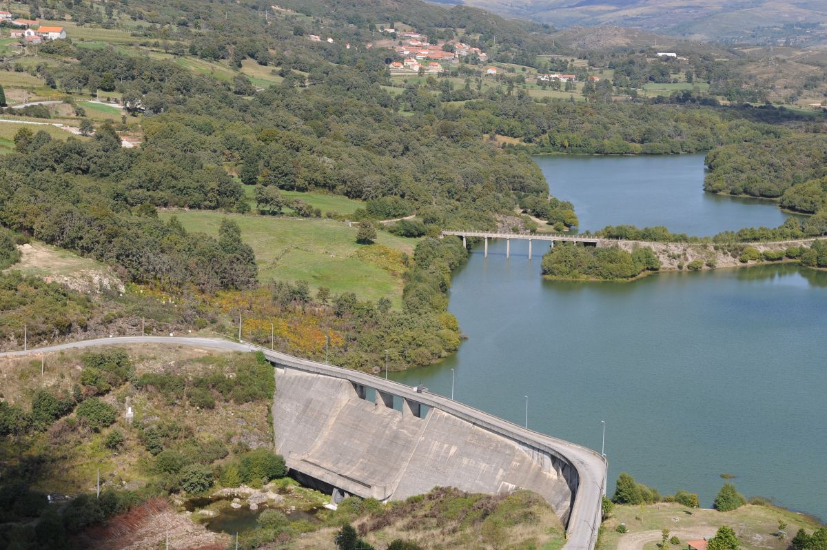 Ponte da Barca distingue EDP com medalha de honra municipal
