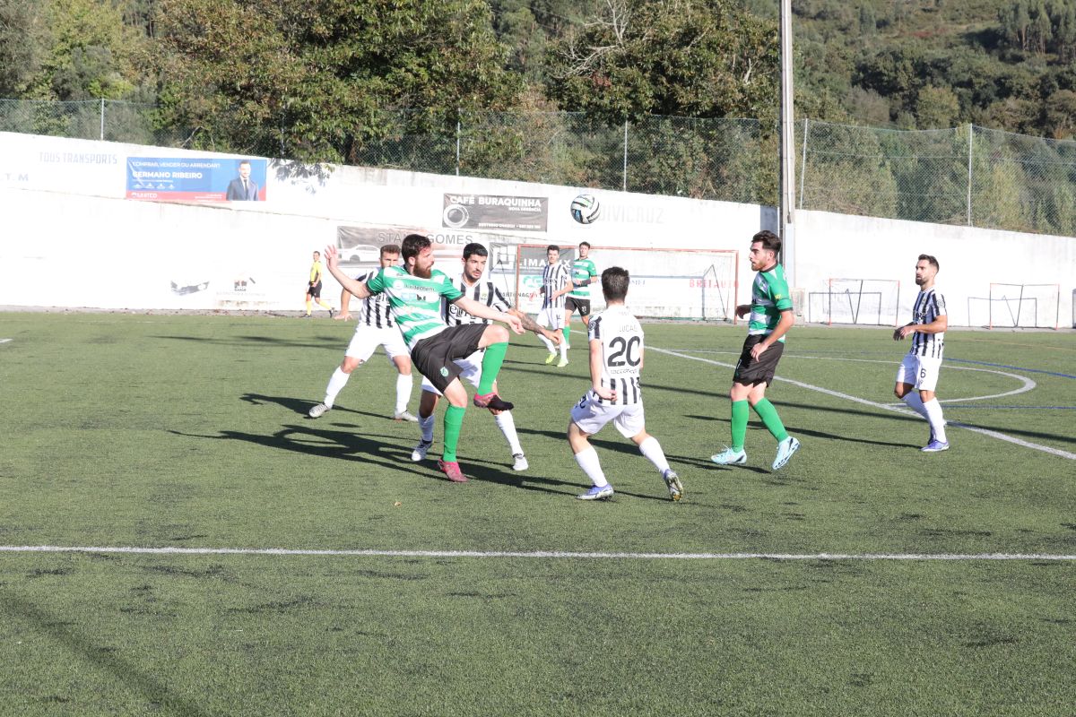 Jogo entre SC Cabreiros e Forjães SC “reservado” ao desperdício