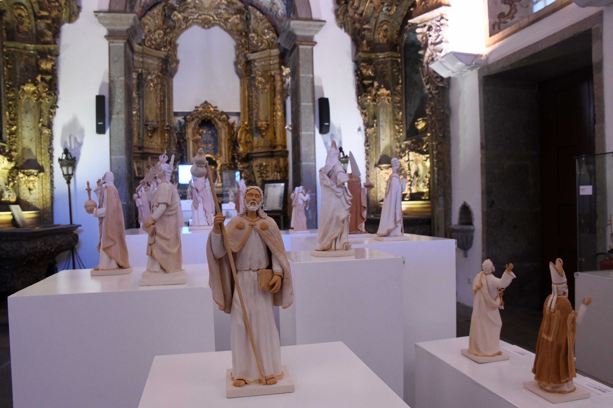 Padroeiros de Famalicão em exposição na Capela da Lapa