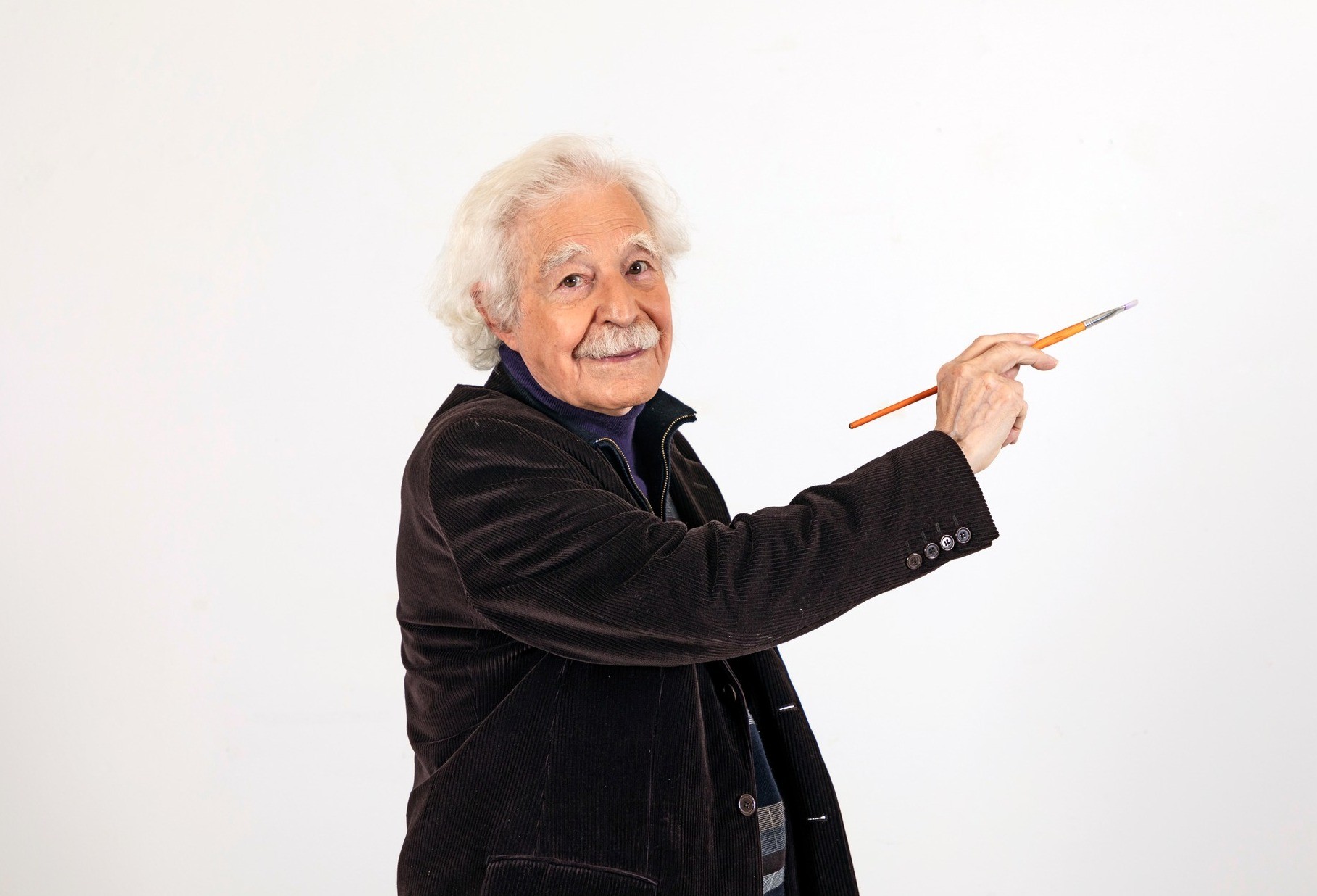 Autor de banda desenhada José Ruy morre aos 92 anos
