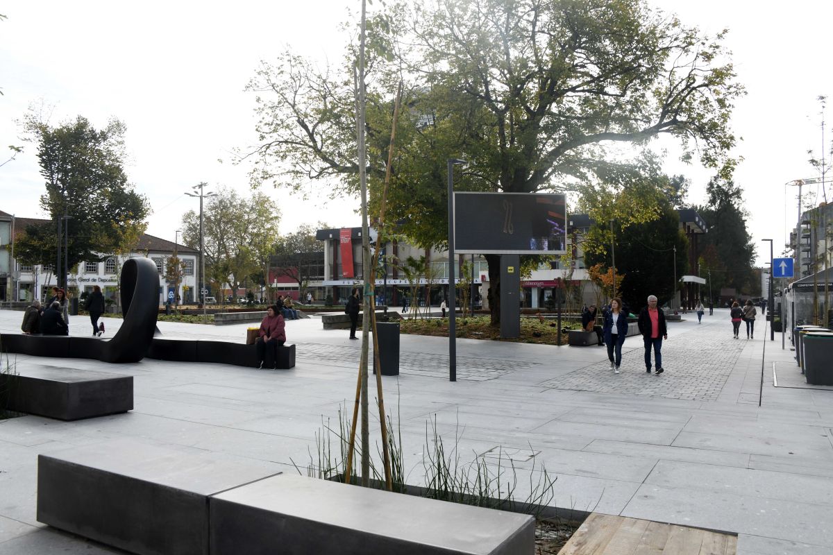 Famalicão inaugura obras de nove milhões no novo centro urbano da cidade