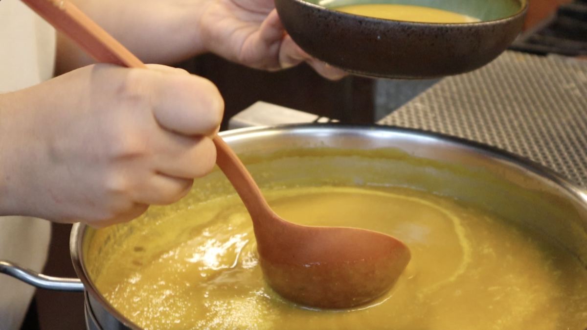 Carnes e Caldos «apela a várias artes para falar sobre o alimento» em Guimarães