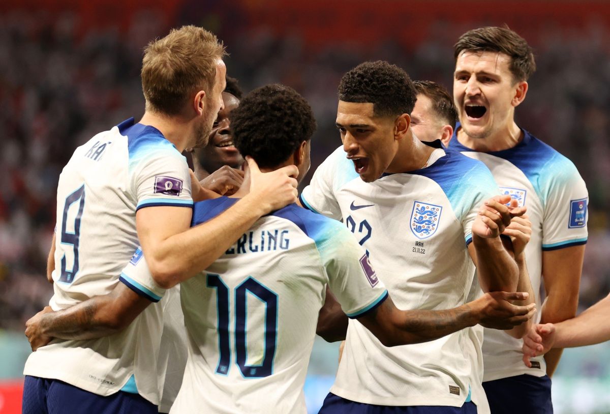 Inglaterra 'dizima' Irão com goleada histórica