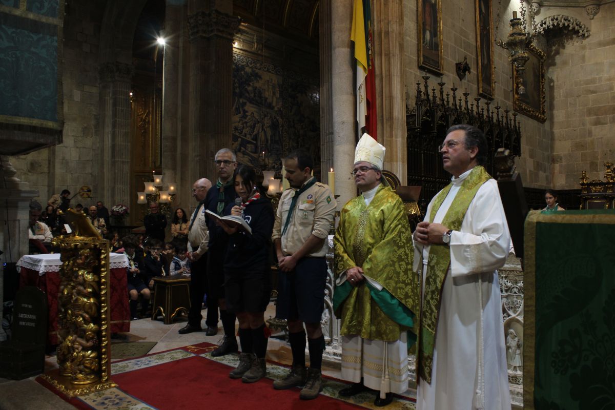 Arcebispo de Braga visitou o Agrupamento n.º 1 da Sé