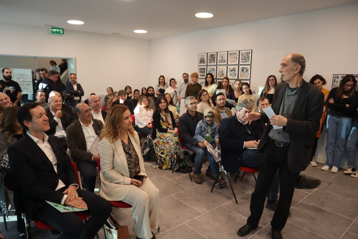 Bienal de Arte de Vila Verde incentiva jovens a não desistir de sonhar