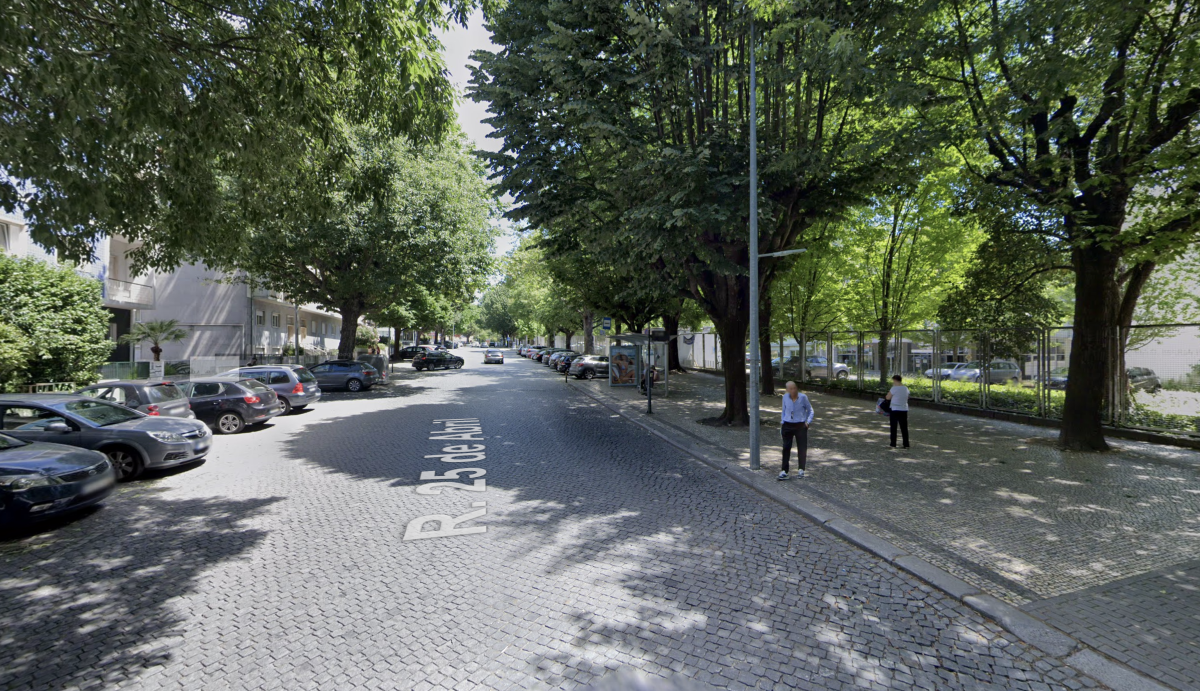 Socialistas criticam obras em curso na Rua 25 de Abril