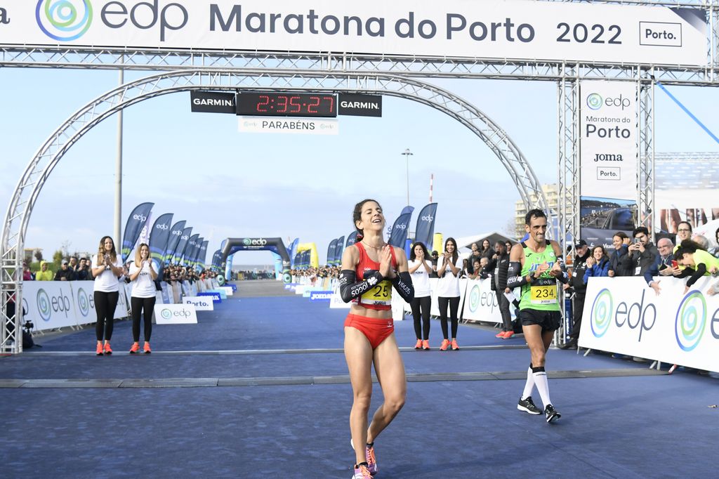 Vanessa Carvalho com histórico segundo lugar na Maratona do Porto