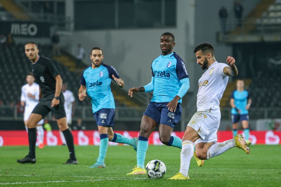 Vitoria SC bate FC Vizela no prolongamento
