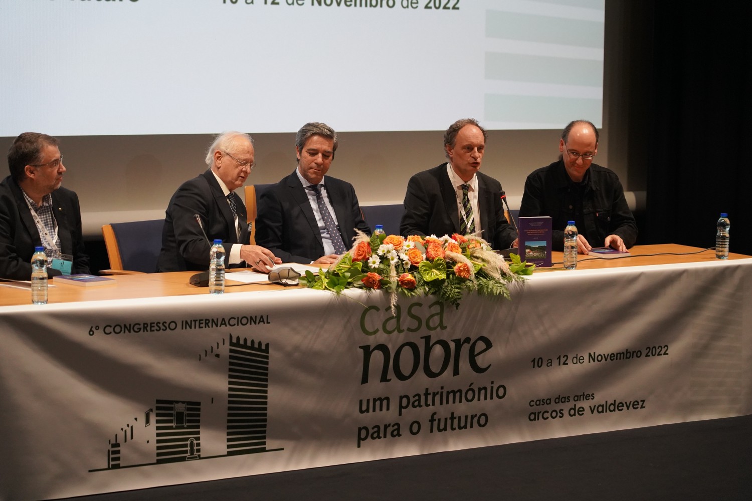 Livro de Casas Armoriadas de Arcos dedicado à Quinta de Santo António de Faquelo