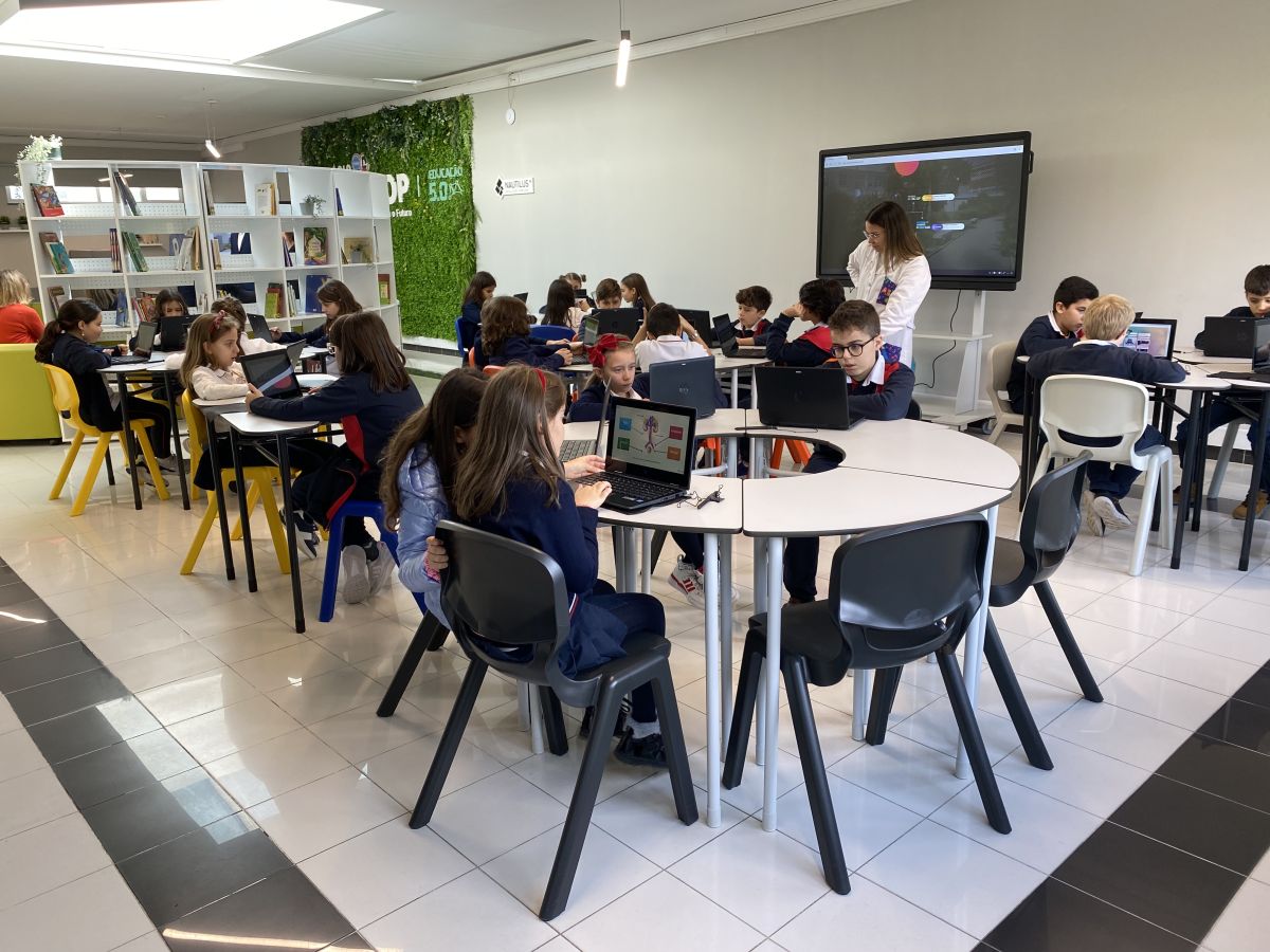 Alfacoop inaugura sala que fomenta modelos ativos de aprendizagem