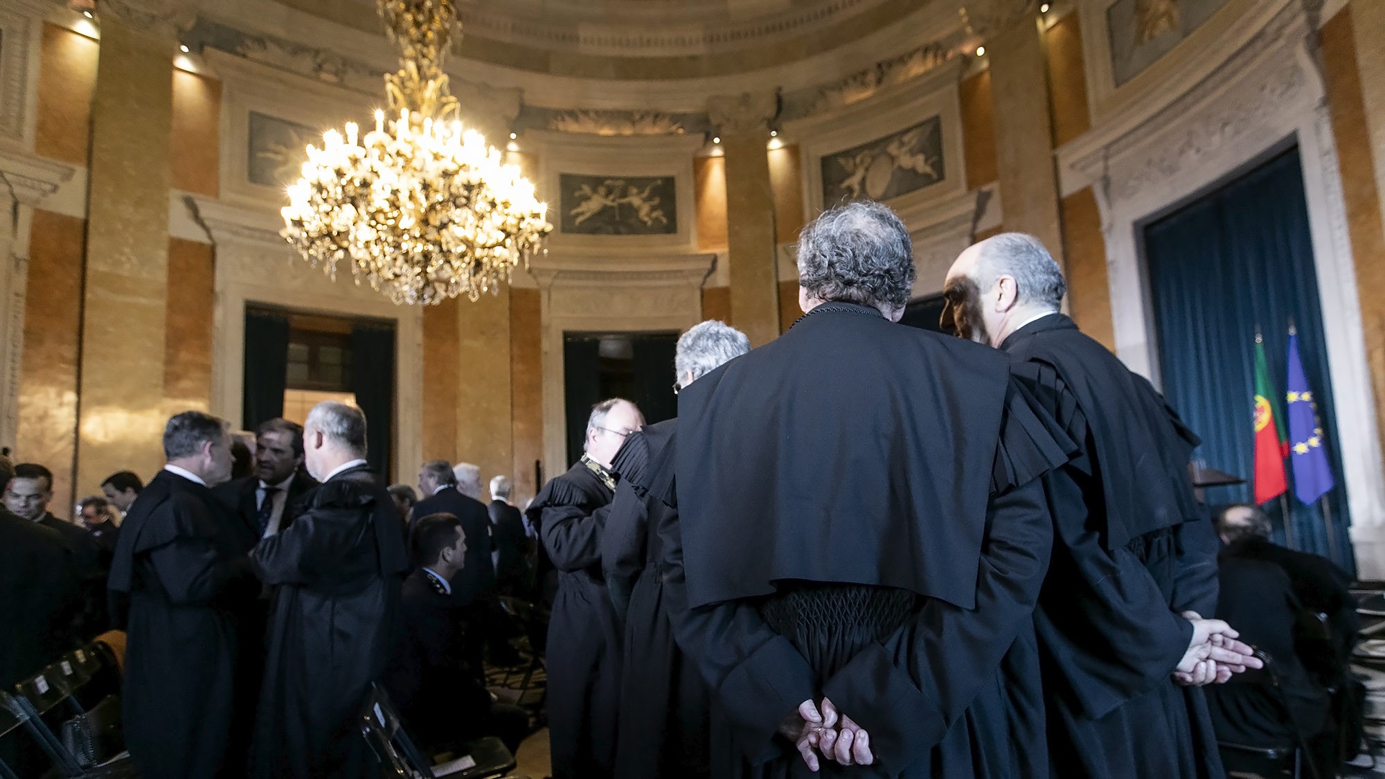 Dois juízes com processos disciplinares por falharem entrega da declaração de rendimentos