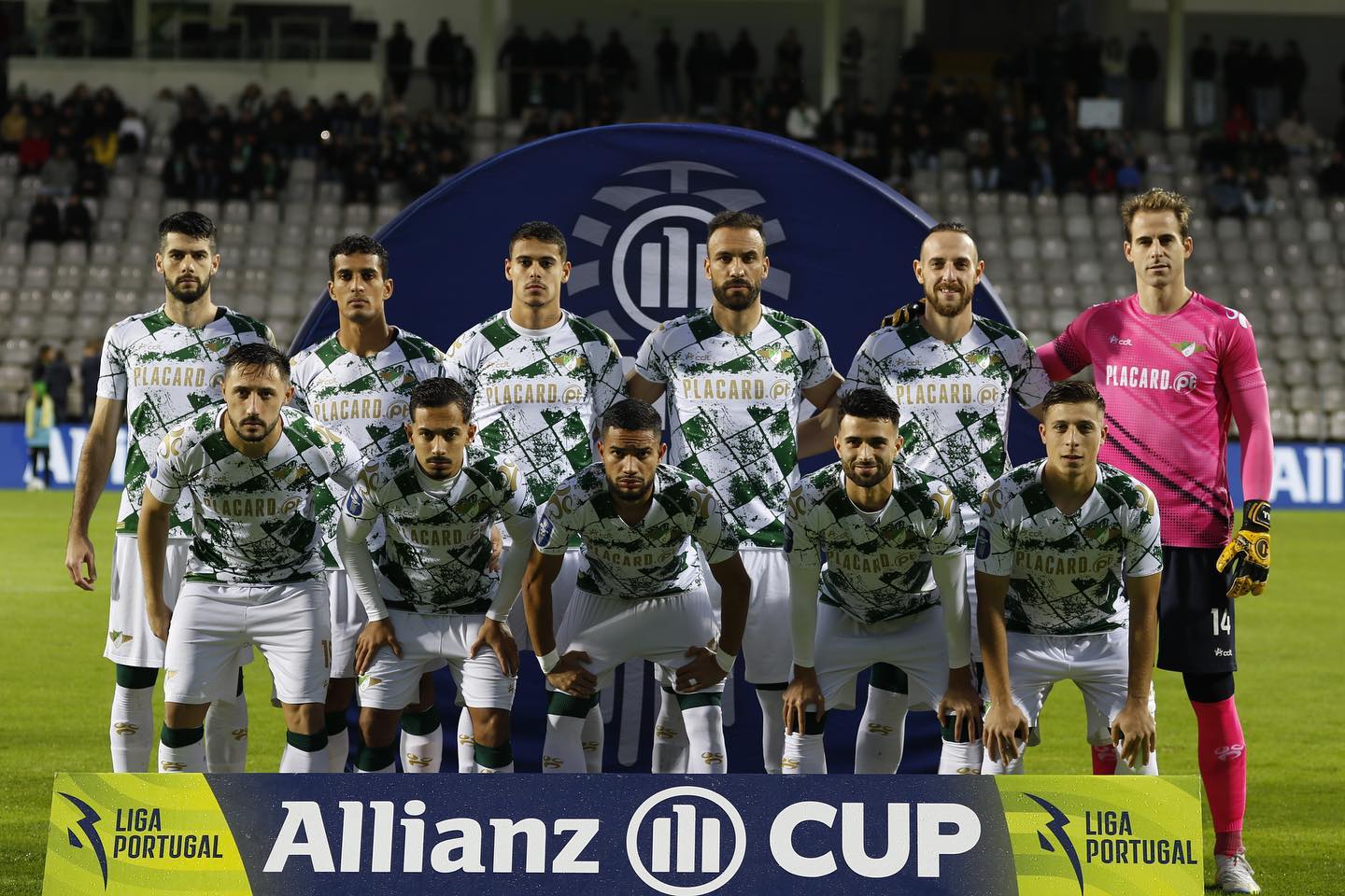 Benfica testa invencibilidade caseira do Moreirense