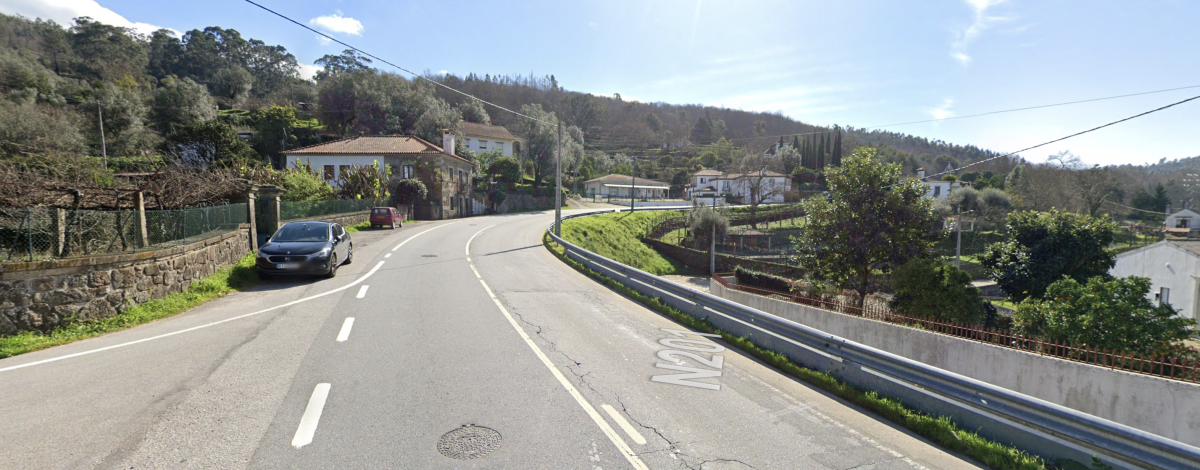 Jovem de 26 anos ferido em despiste em Ponte de Lima
