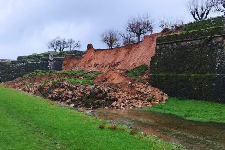 Mau tempo. Valor provisório para recuperar muralha da Fortaleza de Valença ronda os dois milhões de euros