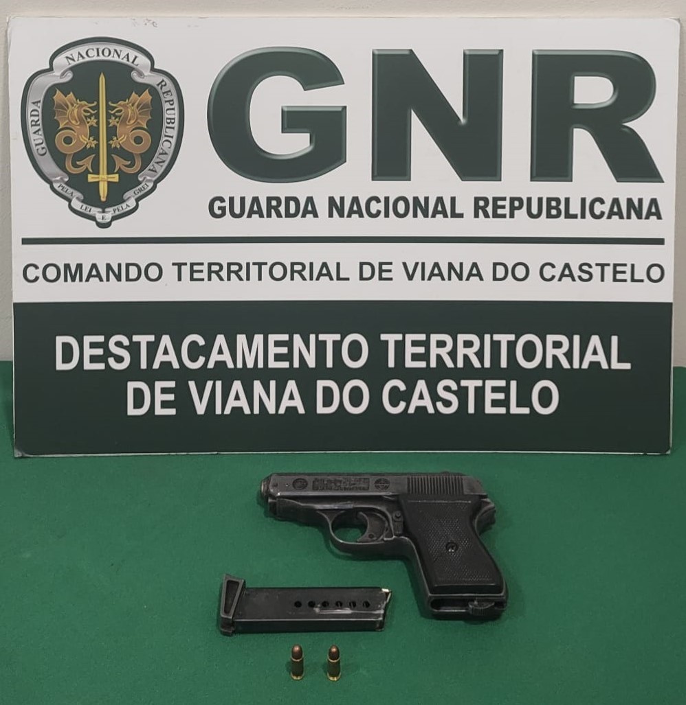 Homem detido por posse de arma proibida em Viana do Castelo