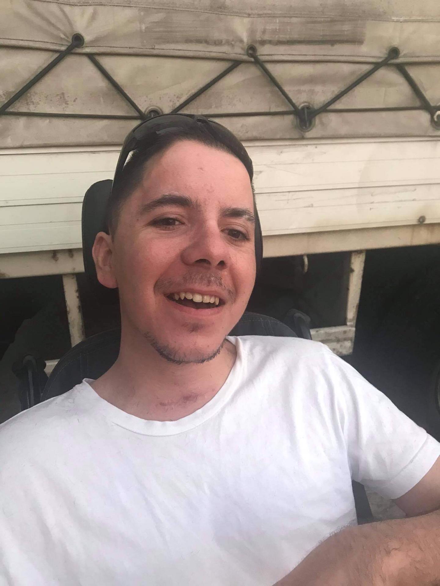 Jovem de Braga precisa de ajuda para apoiar tratamentos de reabilitação