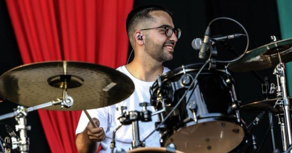 Simão Almeida, baterista de Guimarães