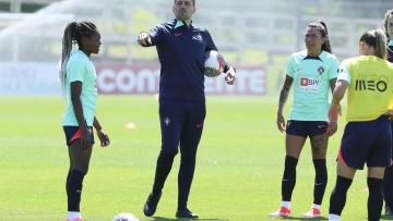 Francisco Neto e Dolores Silva atentos a uma Irlanda do Norte "muito experiente"