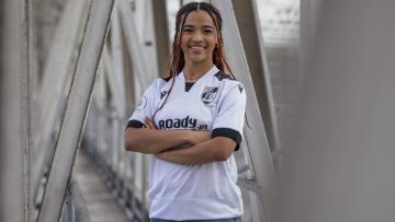 Jennessa Groves reforça equipa feminina do Vitória SC