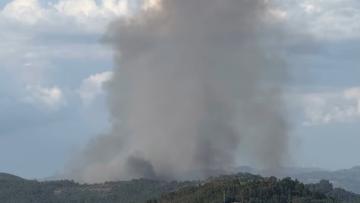 Fogo em zona de mato ativa forte resposta em Guimarães