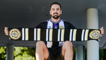 Médio ex-Vizela assina pelo Nacional