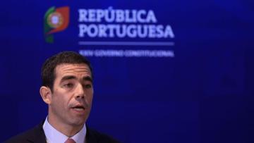 Governo aprova subida do salário mínimo para 920 euros em 2026