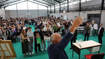 Marcelo Rebelo de Sousa pede a alunos de Vila Verde que «estejam preparados para a mudança»